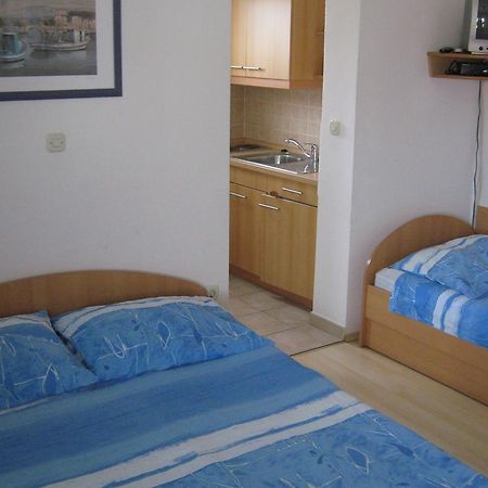 Apartment Alfirev Vodice Exterior foto